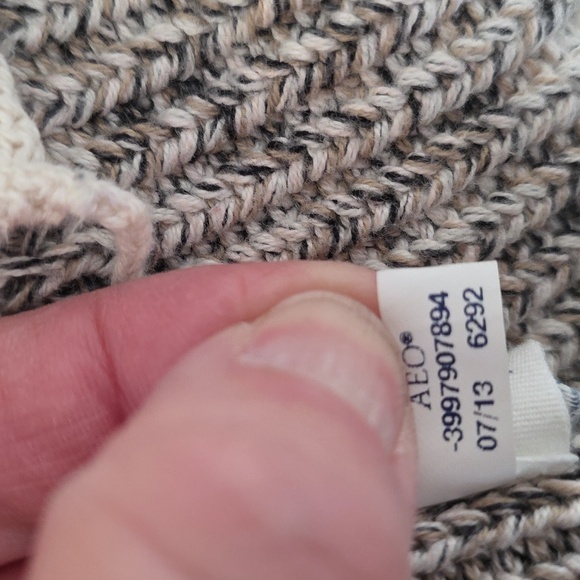 American Eagle Outfitters Cream Black Knit Grandpa Eclectic 00s Sweater Womens S - Picture 6 of 9